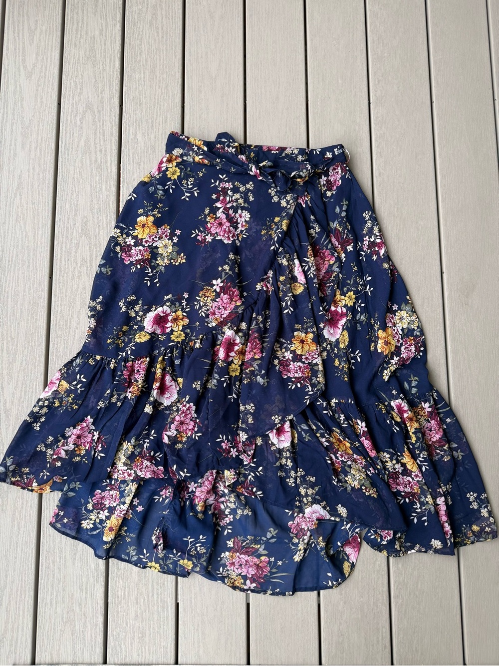 Kate & Mallory Navy Floral Ruffle Wrap Maxi Skirt Size Large